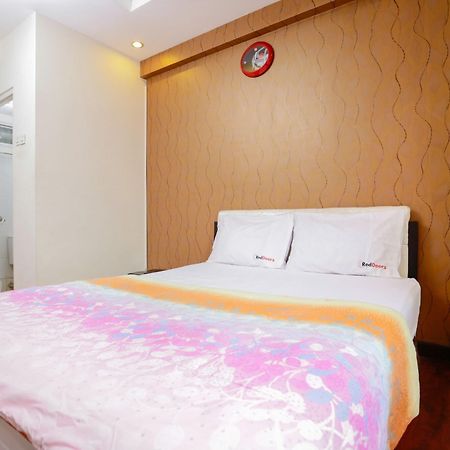 Redliving Apartemen The Suites Metro - Mary Tower E バンドゥン エクステリア 写真